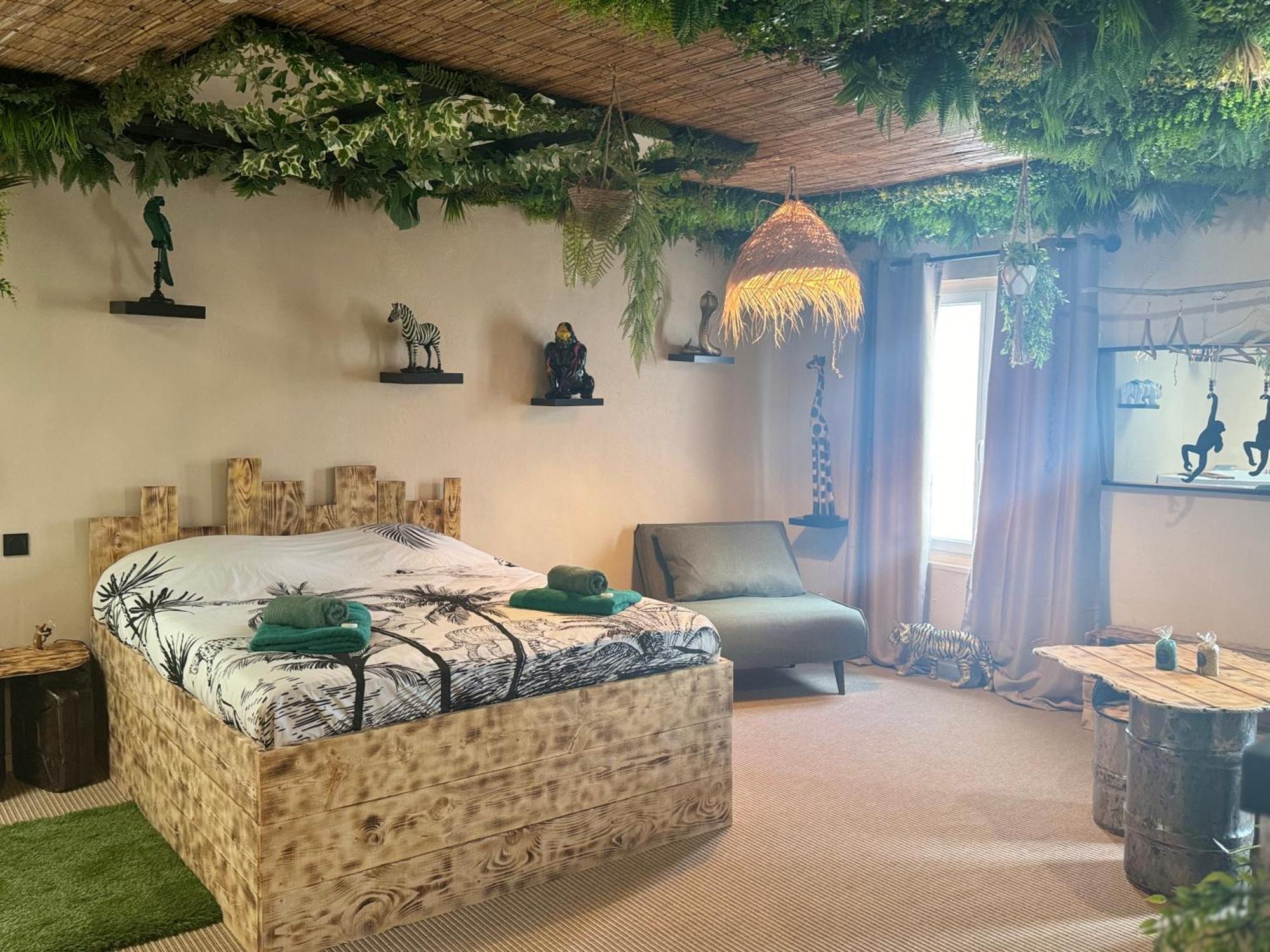 La Jungle De Sissy Bed & Breakfast Saintes-Maries-de-la-Mer Exterior photo